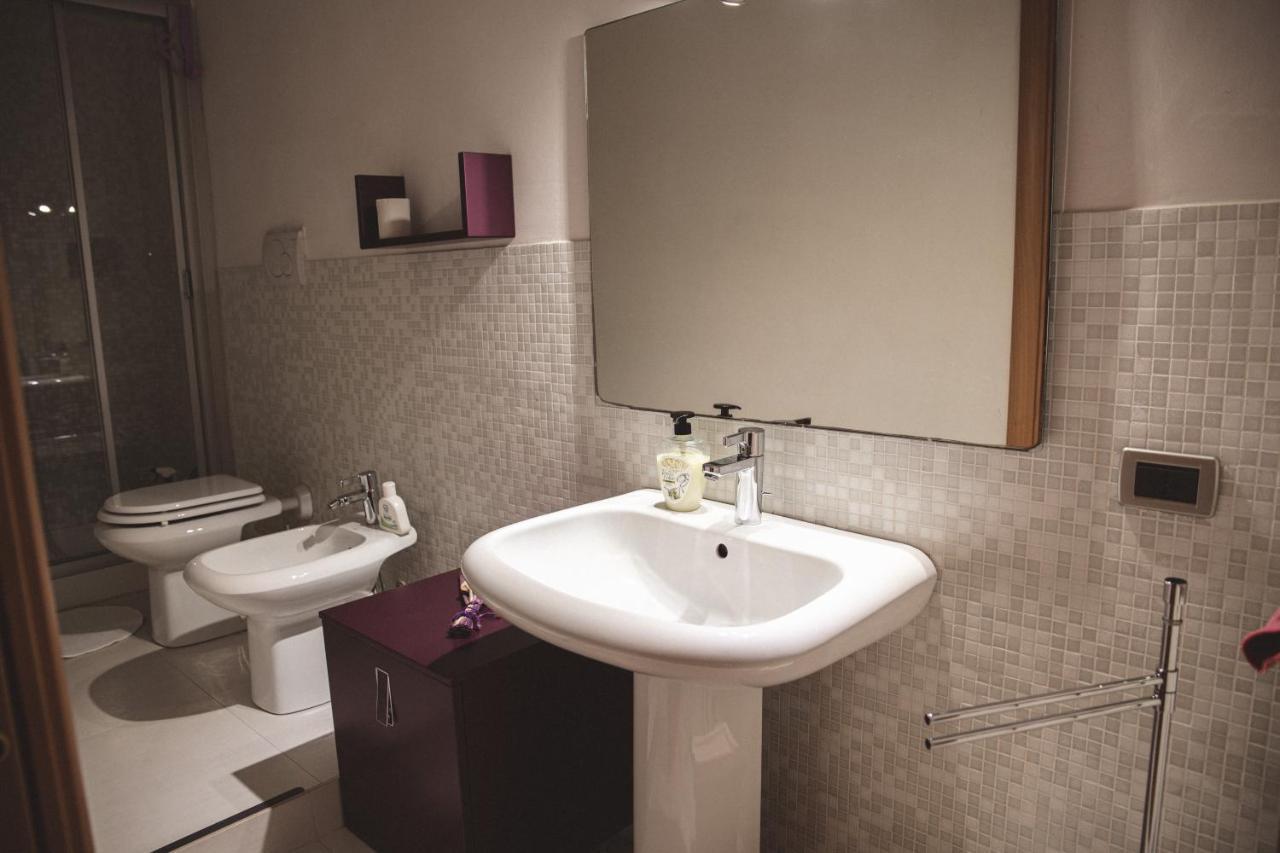 לינה וארוחת בוקר Accogliente Casa ליבורנו מראה חיצוני תמונה