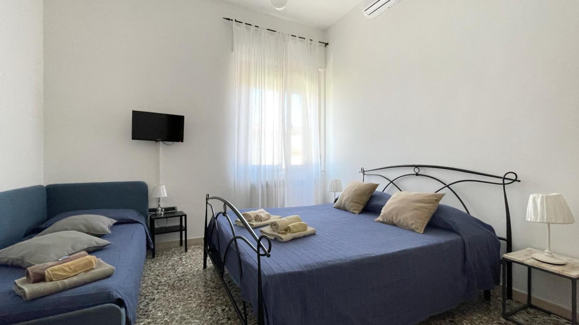 לינה וארוחת בוקר Accogliente Casa ליבורנו מראה חיצוני תמונה